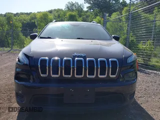 2016 Jeep Cherokee Sport с VIN 1C4PJLAB0GW293645, выставлен на аукционе IAAI как лот 42566125 с пробегом 173 803 миль миль и . История ставок и продаж доступна на DreamBid. Изображение 12.
