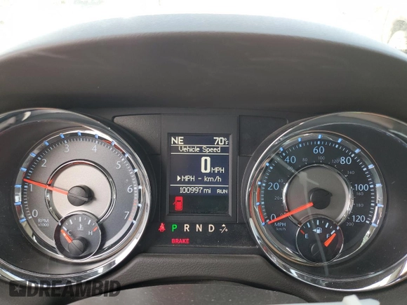 2015 Chrysler Town & Country Touring with VIN 2C4RC1BG2FR562625, listed as a Copart auction lot 49127615 with 100,997 mi miles and Salvage Title. Bid and sale history available at carsss.com. Image 9.