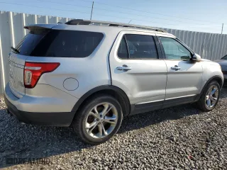 2015 Ford Explorer Limited with VIN 1FM5K8F83FGC13516, listed as a Copart auction lot 52228005 with 194,504 mi miles and Clean Title. Bid and sale history available at carsss.com. Image 3.