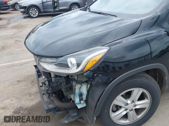 2020 Chevrolet Trax LT with VIN 3GNCJLSB8LL333975, listed as a IAAI auction lot 42115750 with 114,436 mi miles. Bid and sale history available at carsss.com. Image 17.