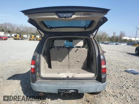 2007 Ford Explorer XLT with VIN 1FMEU63E67UB57180, listed as a Copart auction lot 48223025 with 166,396 mi miles and Salvage title. Bid and sale history available at DreamBid. Image 6.