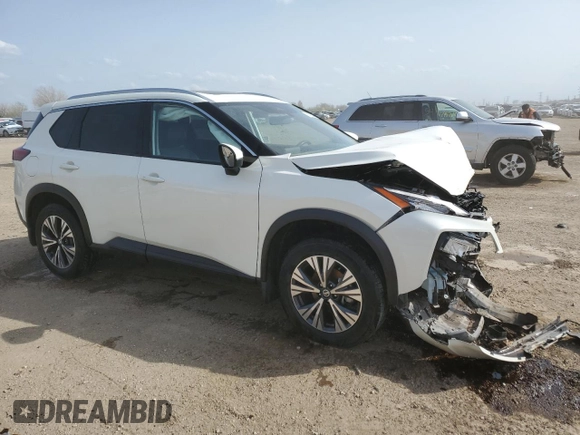 2021 Nissan Rogue SV z VIN JN8AT3BB5MW205669, wystawiony jako Copart lot #54532685 z przebiegiem 61 407 mil mil oraz Szkoda całkowita • Salvage title. Historia ofert i sprzedaży dostępna na DreamBid. Obrazek 4.