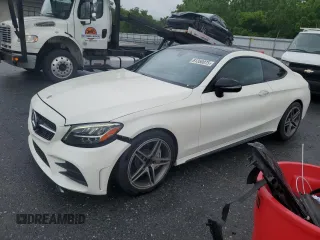 2021 Mercedes-Benz C 43 AMG z VIN W1KWJ6EB7MG081621, wystawiony jako Copart lot #61350075 z przebiegiem 132 066 mil mil oraz Czysty tytuł • Clean title. Historia ofert i sprzedaży dostępna na DreamBid. Obrazek 1.
