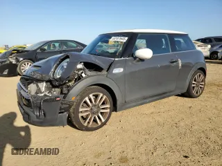 2020 MINI Hardtop Cooper S z VIN WMWXR5C04L2M16068, wystawiony jako Copart lot #53107645 z przebiegiem 43 810 mil mil oraz Szkody całkowita. Historia ofert i sprzedaży dostępna na DreamBid. Obrazek 1.
