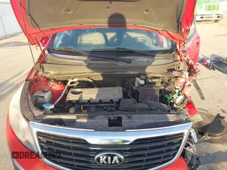 2013 Kia Sportage LX with VIN KNDPBCA29D7545542, listed as a IAAI auction lot 41863222 with Not Provided miles and . Bid and sale history available at carsss.com. Image 10.
