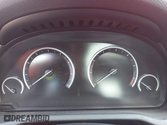2016 BMW X4 xDrive28i with VIN 5UXXW3C52G0R20677, listed as a IAAI auction lot 42085953 with 88,000 mi miles and . Bid and sale history available at DreamBid. Image 7.