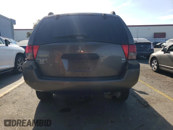 2005 Mitsubishi Endeavor LS with VIN 4A4MN21S25E074599, listed as a Copart auction lot 74058624 with 225,521 mi miles and Clean Title. Bid and sale history available at carsss.com. Image 6.