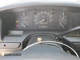 1996 Ford F-150 с VIN 1FTEF15Y3TLA34414, выставлен на аукционе Copart как лот 61026415 с пробегом 133 406 миль миль и Списание • Salvage title. История ставок и продаж доступна на DreamBid. Изображение 9.