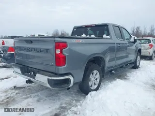 2019 Chevrolet Silverado 1500 LT with VIN 1GCRYDED2KZ308384, listed as a IAAI auction lot 41596693 with 61,162 mi miles. Bid and sale history available at carsss.com. Image 4.