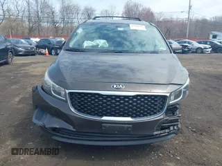 2016 Kia Sedona LX with VIN KNDMB5C11G6158934, listed as a IAAI auction lot 41908323 with 105,888 mi miles and . Bid and sale history available at carsss.com. Image 12.