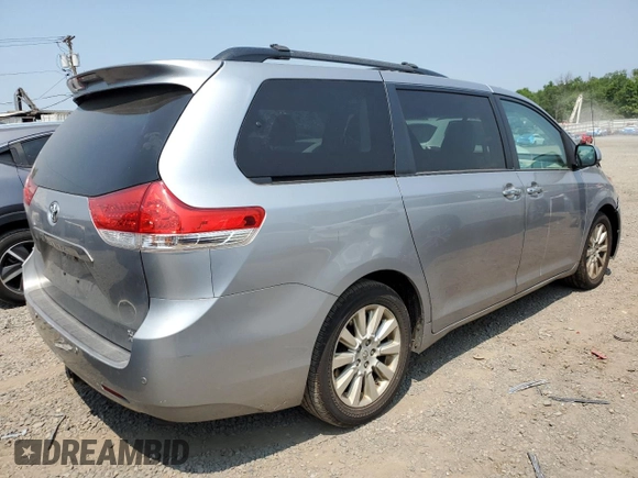 2013 Toyota Sienna XLE with VIN 5TDDK3DC2DS056770, listed as a Copart auction lot 59662405 with 204,266 mi miles and Salvage title. Bid and sale history available at DreamBid. Image 3.