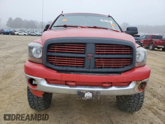 2006 Dodge 1500 SLT with VIN 1D7HU18246S569181, listed as a Copart auction lot 44011435 with 288,222 mi miles and Salvage title. Bid and sale history available at DreamBid. Image 5.