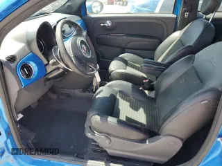 2016 FIAT 500 Sport z VIN 3C3CFFBR2GT145021, wystawiony jako Copart lot #58583265 z przebiegiem 58 424 mil mil oraz Szkoda całkowita • Salvage title. Historia ofert i sprzedaży dostępna na DreamBid. Obrazek 7.