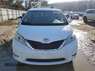 2014 Toyota Sienna Limited with VIN 5TDDK3DC1ES073142, listed as a Copart auction lot 45492525 with 157,827 mi miles and Salvage Title. Bid and sale history available at DreamBid. Image 5.