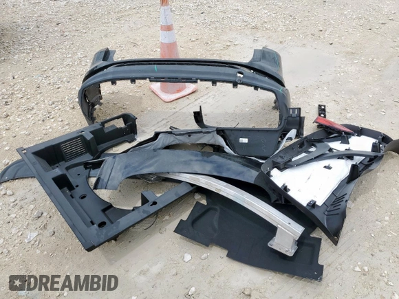 2020 GMC Terrain SLE с VIN 3GKALMEV6LL325593, выставлен на аукционе Copart как лот 58777625 с пробегом 105 859 миль миль и Списание • Salvage title. История ставок и продаж доступна на DreamBid. Изображение 13.