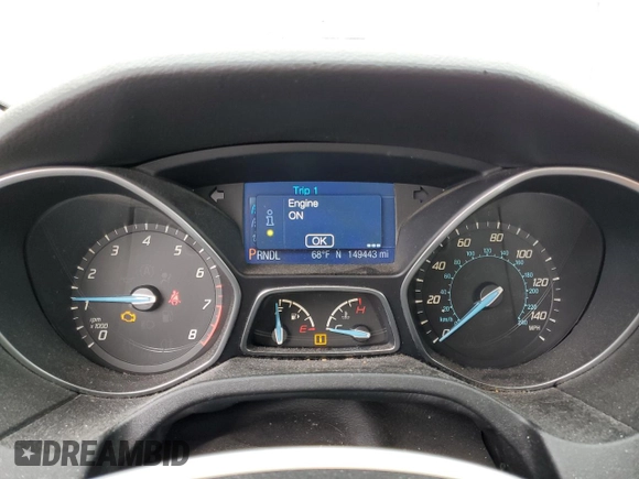 2013 Ford Focus SE z VIN 1FADP3F20DL335132, wystawiony jako Copart lot #61042315 z przebiegiem 149 443 mil mil oraz Czysty tytuł • Clean title. Historia ofert i sprzedaży dostępna na DreamBid. Obrazek 9.