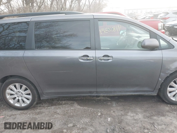 2014 Toyota Sienna Ltd with VIN 5TDDK3DC4ES087696, listed as a IAAI auction lot 41810314 with 191,852 mi miles. Bid and sale history available at carsss.com. Image 13.