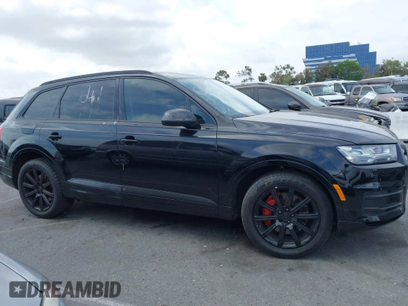 2018 Audi Q7 Premium Plus with VIN WA1LHAF71JD021489, listed as a IAAI auction lot 42233192 with 103,896 mi miles and . Bid and sale history available at DreamBid. Image 13.