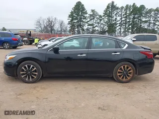 2018 Nissan Altima 2.5 SL with VIN 1N4AL3APXJC234189, listed as a IAAI auction lot 41526375 with 96,947 mi miles. Bid and sale history available at carsss.com. Image 14.