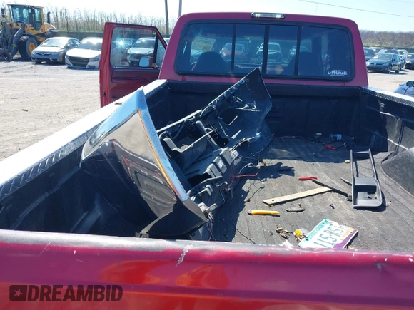 1995 Ford F-250 with VIN 1FTHX26FXSKA04618, listed as a IAAI auction lot 42005763 with 365,853 mi miles. Bid and sale history available at carsss.com. Image 12.