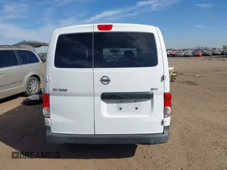 2016 Nissan NV200 S z VIN 3N6CM0KNXGK698661, wystawiony jako IAAI lot #41566086 z przebiegiem 249 676 mil mil oraz . Historia ofert i sprzedaży dostępna na DreamBid. Obrazek 16.