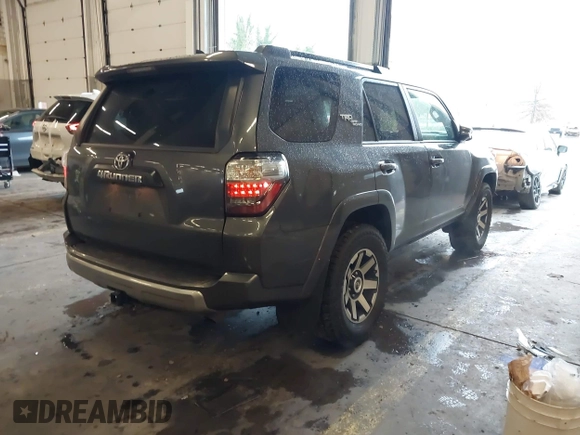 2022 Toyota 4Runner TRD Off Road Premium with VIN JTERU5JR8N6024617, listed as a IAAI auction lot 41120404 with 53,431 mi miles and . Bid and sale history available at DreamBid. Image 4.