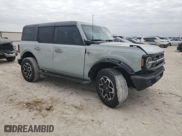 2024 Ford Bronco Outer Banks with VIN 1FMDE8BH3RLB22749, listed as a Copart auction lot 42867855 with 1,693 mi miles and Salvage Title. Bid and sale history available at DreamBid. Image 4.