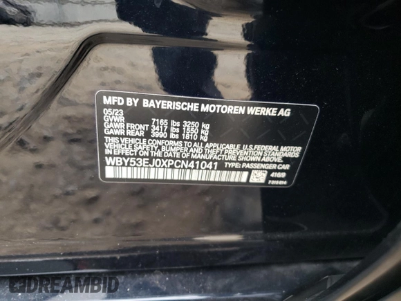 2023 BMW i7 xDrive60 z VIN WBY53EJ0XPCN41041, wystawiony jako Copart lot #47392304 z przebiegiem 5873 mil mil oraz . Historia ofert i sprzedaży dostępna na DreamBid. Obrazek 12.