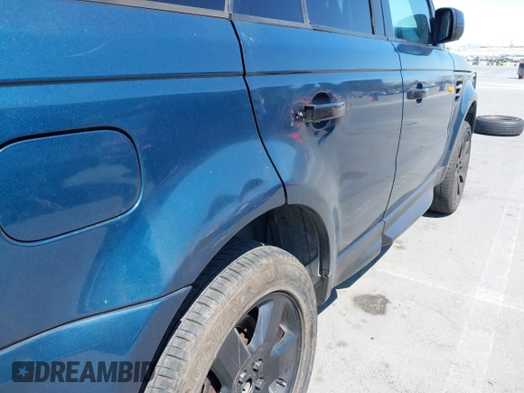 2006 Land Rover Range Rover Sport SC with VIN SALSH23456A941872, listed as a IAAI auction lot 42583488 with 191,600 mi miles and . Bid and sale history available at DreamBid. Image 6.