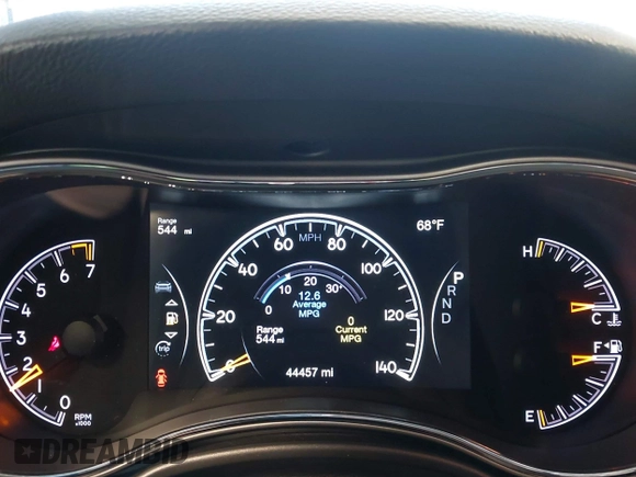 2020 Jeep Grand Cherokee Laredo z VIN 1C4RJFAG9LC325526, wystawiony jako IAAI lot #42609824 z przebiegiem 44 457 mil mil oraz . Historia ofert i sprzedaży dostępna na DreamBid. Obrazek 7.