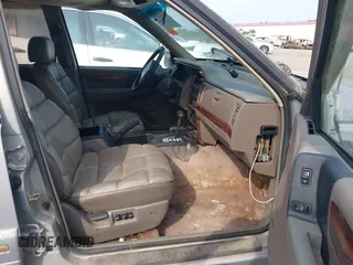 1994 Jeep Grand Cherokee Laredo z VIN 1J4GZ58Y1RC265589, wystawiony jako IAAI lot #42142226 z przebiegiem 138 656 mil mil oraz . Historia ofert i sprzedaży dostępna na DreamBid. Obrazek 5.