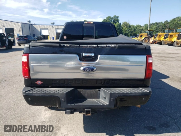 2015 Ford F-350 Platinum z VIN 1FT8W3BTXFEA30693, wystawiony jako Copart lot #61465335 z przebiegiem 296 574 mil mil oraz Szkoda całkowita • Salvage title. Historia ofert i sprzedaży dostępna na DreamBid. Obrazek 6.