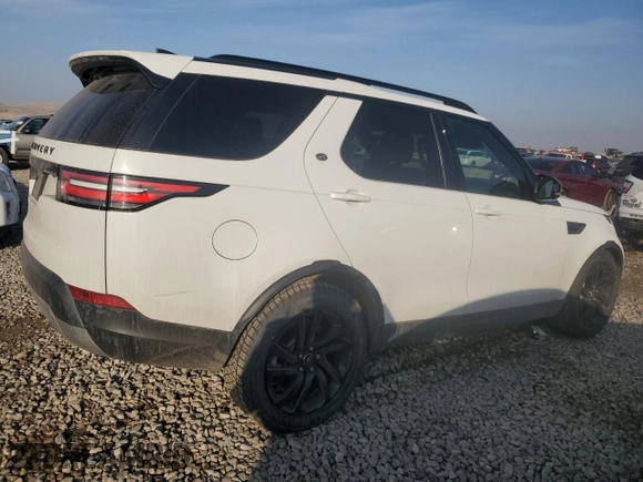 2018 Land Rover Discovery HSE with VIN SALRR2RV9JA071502, listed as a Copart auction lot 83308204 with 102,927 mi miles and Clean Title. Bid and sale history available at DreamBid. Image 3.