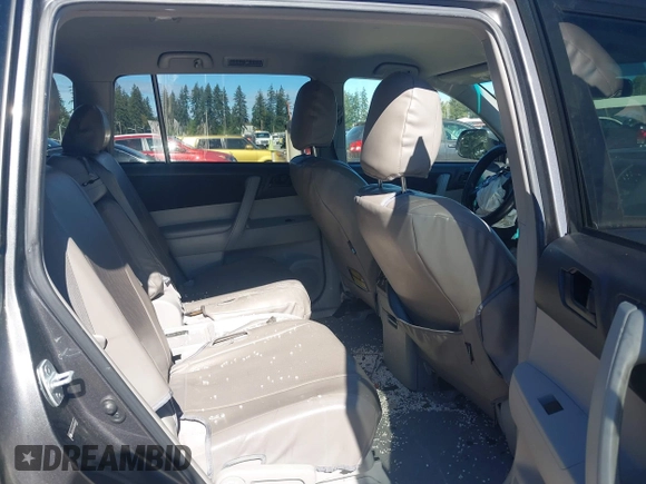 2008 Toyota Highlander z VIN JTEDS41A182049522, wystawiony jako IAAI lot #40484437 z przebiegiem 159 595 mil mil oraz . Historia ofert i sprzedaży dostępna na DreamBid. Obrazek 8.