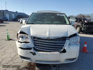 2008 Chrysler Town & Country Touring with VIN 2A8HR54P68R613084, listed as a Copart auction lot 48606775 with 157,751 mi miles and Salvage Title. Bid and sale history available at carsss.com. Image 5.