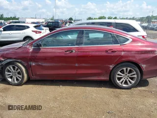 2015 Chrysler 200 Limited z VIN 1C3CCCAB0FN606047, wystawiony jako IAAI lot #42558032 z przebiegiem 185 529 mil mil oraz . Historia ofert i sprzedaży dostępna na DreamBid. Obrazek 14.