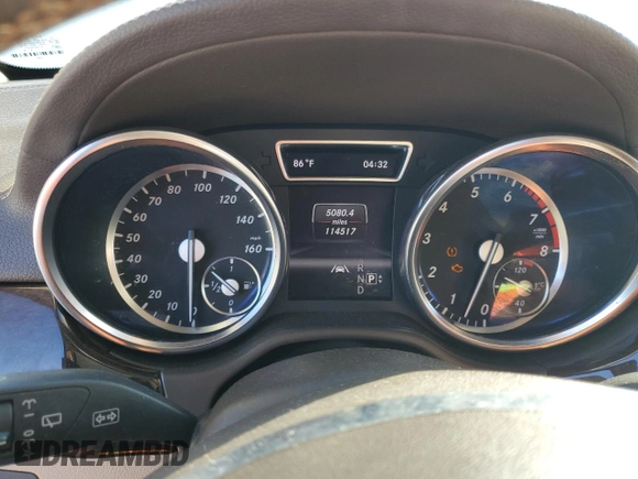 2013 Mercedes-Benz GL 450 z VIN 4JGDF7CE7DA181111, wystawiony jako Copart lot #44963555 z przebiegiem 114 517 mil mil oraz Czysty tytuł • Clean title. Historia ofert i sprzedaży dostępna na DreamBid. Obrazek 9.