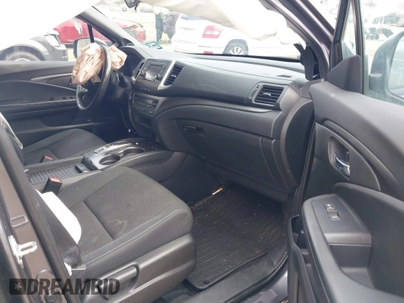 2019 Honda Passport Sport with VIN 5FNYF8H22KB012323, listed as a IAAI auction lot 41880476 with 153,341 mi miles and . Bid and sale history available at carsss.com. Image 5.