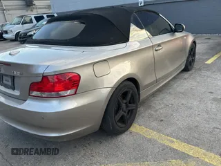 2011 BMW 1 Series 128i with VIN WBAUL7C53BVM80806, listed as a Copart auction lot 53925745 with 118,193 mi miles and Clean Title. Bid and sale history available at carsss.com. Image 4.