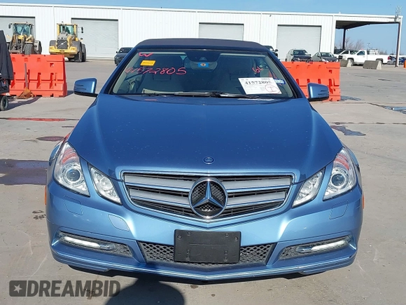 2012 Mercedes-Benz E 350 with VIN WDDKK5KF7CF151832, listed as a IAAI auction lot 41572805 with 87,471 mi miles and . Bid and sale history available at DreamBid. Image 13.