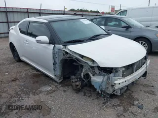 2013 Scion tC z VIN JTKJF5C70D3058888, wystawiony jako IAAI lot #41892224 z przebiegiem 84 749 mil mil oraz . Historia ofert i sprzedaży dostępna na DreamBid. Obrazek 14.
