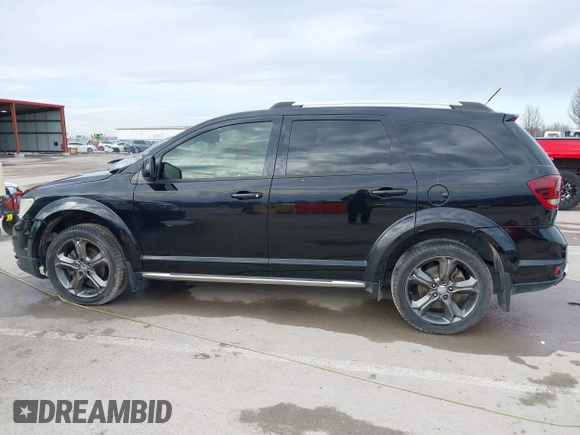 2015 Dodge Journey Crossroad with VIN 3C4PDCGG1FT622772, listed as a IAAI auction lot 41645893 with 183,935 mi miles and . Bid and sale history available at DreamBid. Image 15.