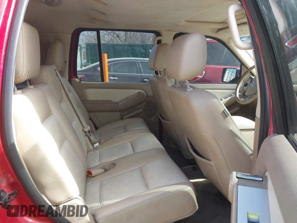 2007 Mercury Mountaineer with VIN 4M2EU37E47UJ12679, listed as a IAAI auction lot 41677614 with 180,621 mi miles. Bid and sale history available at carsss.com. Image 8.