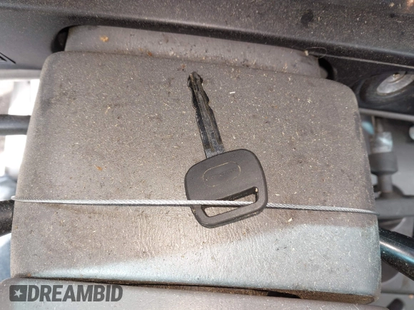 2002 Toyota Tacoma PreRunner с VIN 5TEGN92N02Z063860, выставлен на аукционе IAAI как лот 42177157 с пробегом 121 738 миль миль и . История ставок и продаж доступна на DreamBid. Изображение 11.