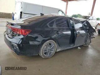 2021 Kia Forte GT-Line z VIN 3KPF34ADXME423286, wystawiony jako Copart lot #55915145 z przebiegiem 117 891 mil mil oraz Czysty tytuł • Clean title. Historia ofert i sprzedaży dostępna na DreamBid. Obrazek 3.