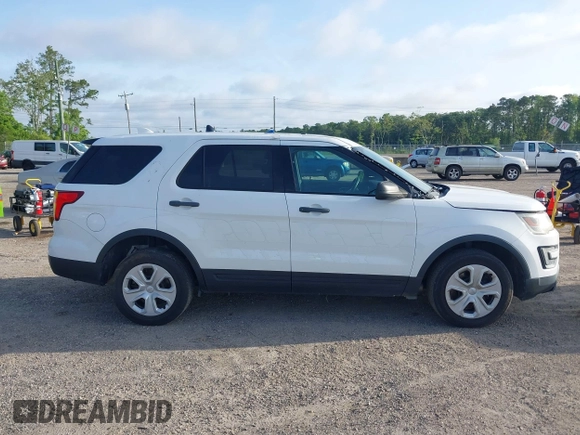 2017 Ford Police Interceptor Utility with VIN 1FM5K8AR0HGB92630, listed as a IAAI auction lot 42276713 with Not provided miles and . Bid and sale history available at DreamBid. Image 12.