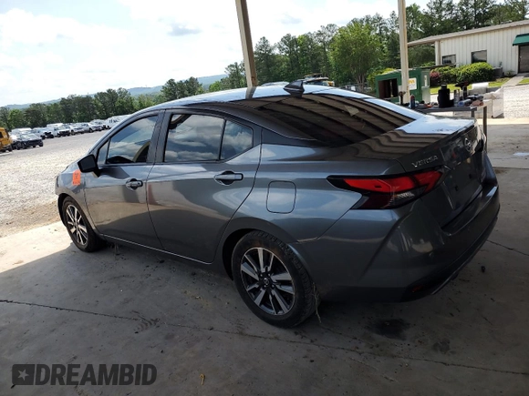 2021 Nissan Versa SV z VIN 3N1CN8EV0ML840177, wystawiony jako Copart lot #57823925 z przebiegiem 100 508 mil mil oraz Szkoda całkowita • Salvage title. Historia ofert i sprzedaży dostępna na DreamBid. Obrazek 2.