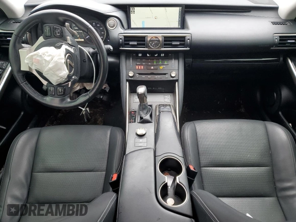 2018 Lexus IS 300 z VIN JTHC81D23J5031673, wystawiony jako Copart lot #48683295 z przebiegiem 51 985 mil mil oraz Szkoda całkowita • Salvage title. Historia ofert i sprzedaży dostępna na DreamBid. Obrazek 8.
