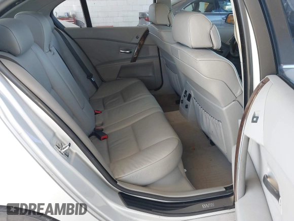 2004 BMW 5 Series 530i with VIN WBANA73544B807017, listed as a IAAI auction lot 42025096 with 144,326 mi miles and . Bid and sale history available at carsss.com. Image 8.