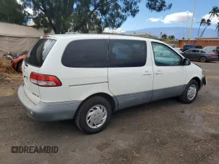 2001 Toyota Sienna CE with VIN 4T3ZF19C21U359632, listed as a Copart auction lot 60258414 with 167,356 mi miles and Salvage Title. Bid and sale history available at carsss.com. Image 3.